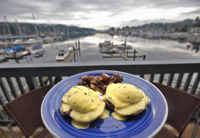 Dining in Gig Harbor Image